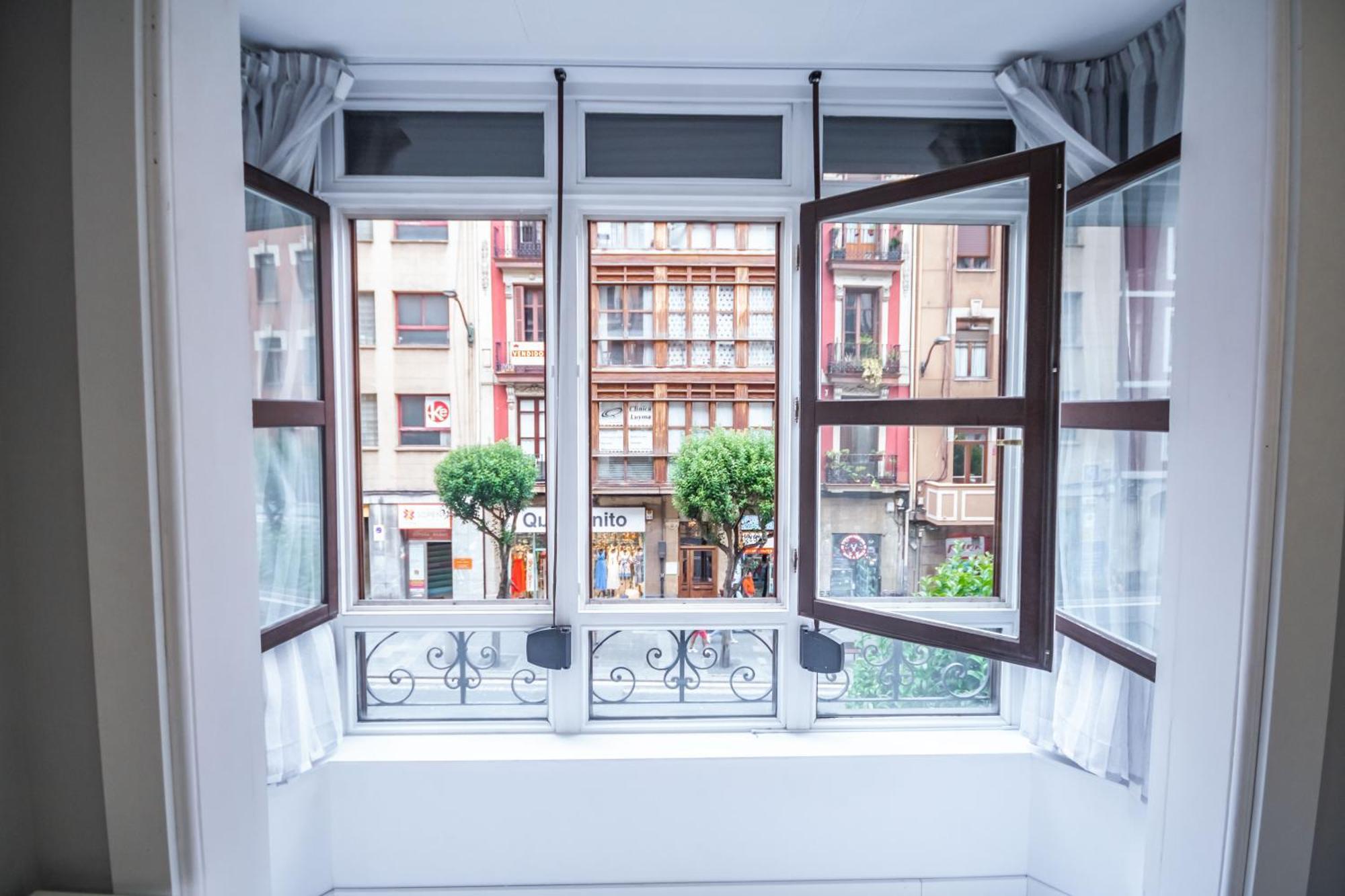 Gran Apartamento 6 Suites Bilbao Center المظهر الخارجي الصورة